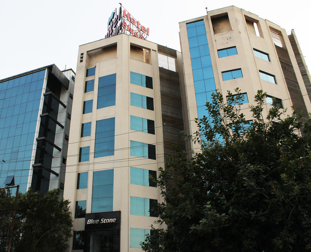 Oyo Premium Kaushambi Hotel Indirapuram Exterior photo